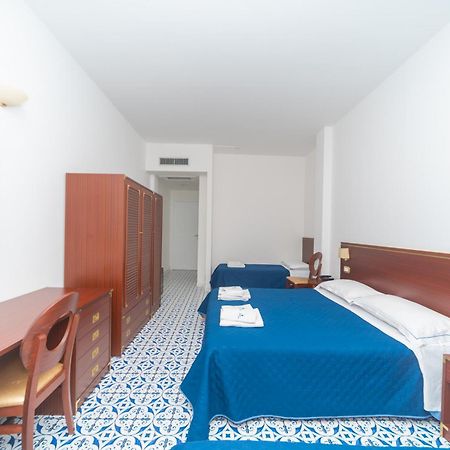 Hotel America Марина ди Камерота Екстериор снимка